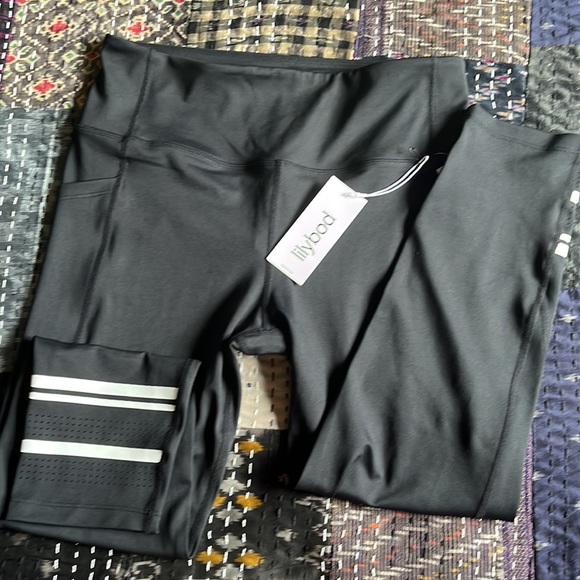 Lilybod Workout capris - Picture 2 of 8